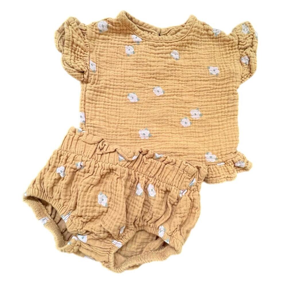 Grayson Collective Mustard Diaper Cover Set with White Floralβ Accents - 0-3m